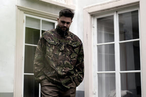 Vintage UK camouflage cotton field jacket by Primary Archive Amsterdam brand. Look picture jacket menswear.